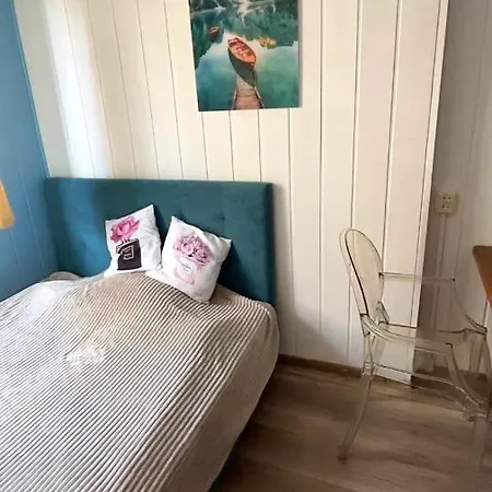 U Hanki Pensión 3*
